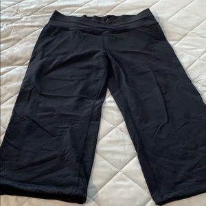Wide Leg Lulu Lemon Capri